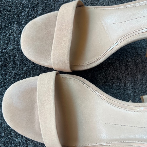 Gianni Bini Shoes - Picture 5 of 8